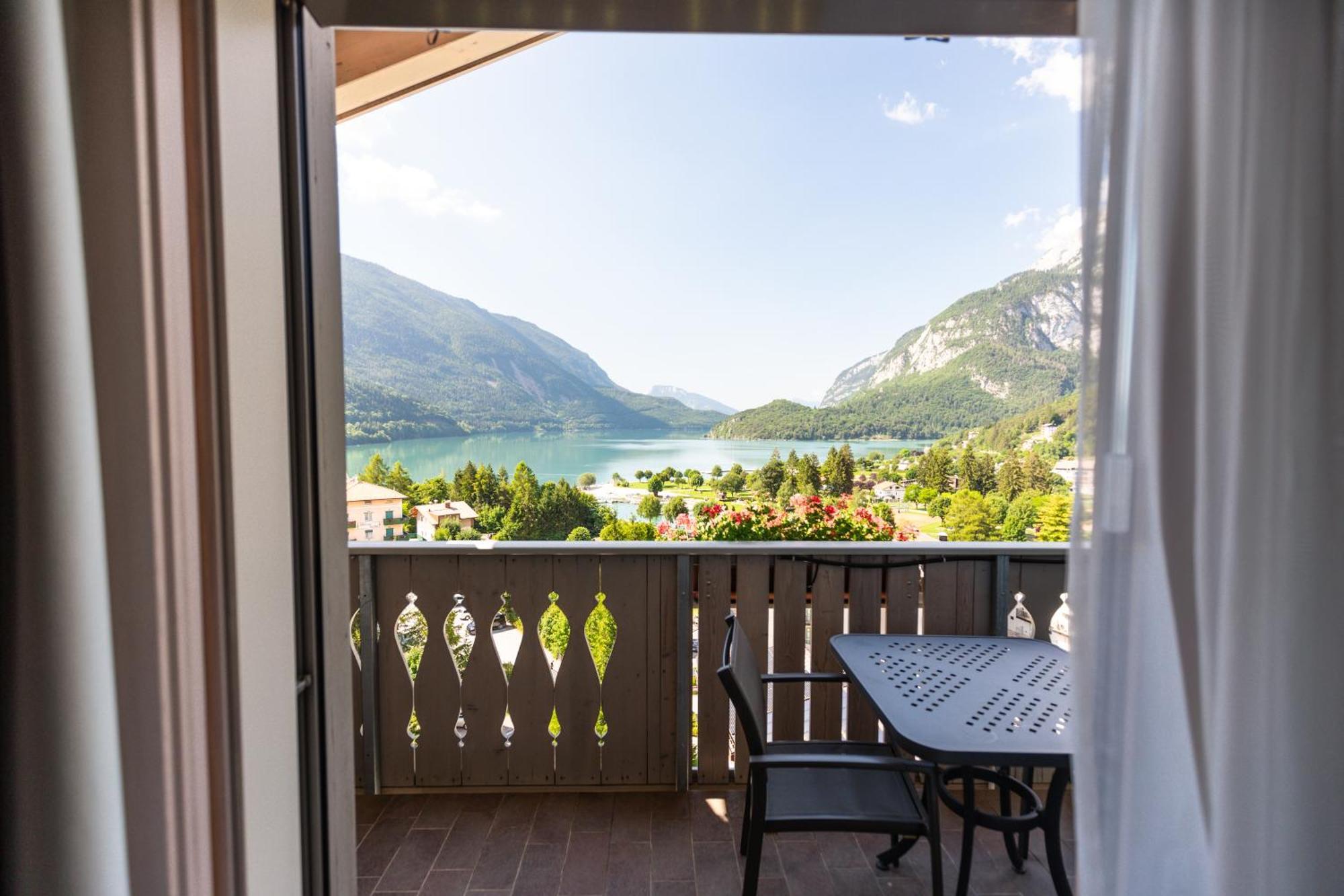 Alpenresort Belvedere Molveno Exterior photo